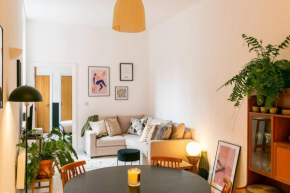 Ideal for contractors discounted longer stays Central apartment with secure parking